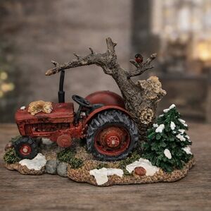 🚜 Department 56 Buck’s County “Yesterday’s Tractor” Snow Village Accessory